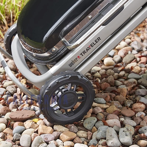 Газовый портативный гриль Weber Traveler черный Газовый портативный гриль Weber Traveler черный