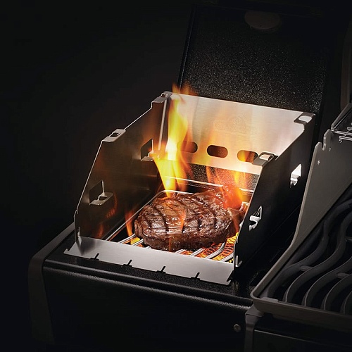 Экран с шампурами Napoleon для горелки Sizzle Zone (2/3) Экран с шампурами Napoleon для горелки Sizzle Zone (2/3)