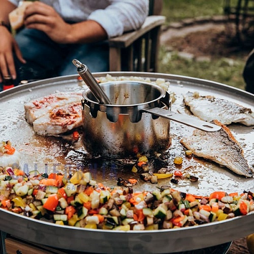 Керамический гриль Monolith ICON, черный Керамический гриль Monolith ICON, черный