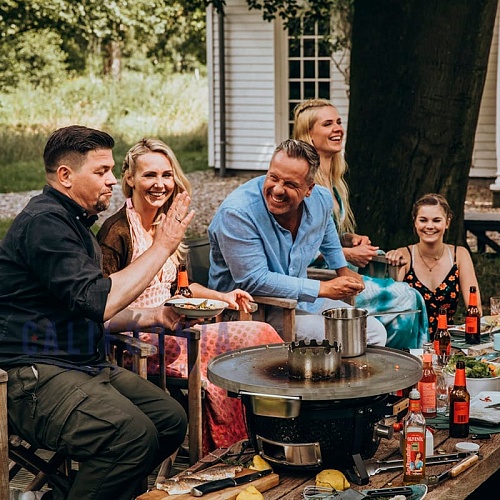 Керамический гриль Monolith ICON, черный Керамический гриль Monolith ICON, черный