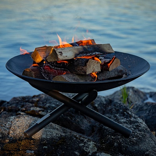 Чаша для костра стальная Concretika ULTIMA E100 (на металлической подставке) Чаша для костра стальная Concretika ULTIMA E100 (на металлической подставке)