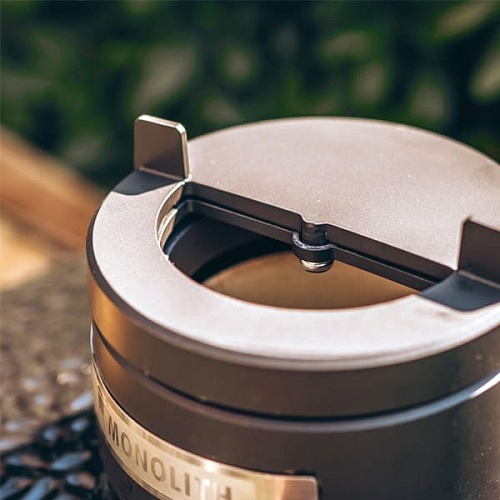 Керамический гриль Monolith LeChef PRO-Serie 2.0, черный Керамический гриль Monolith LeChef PRO-Serie 2.0, черный