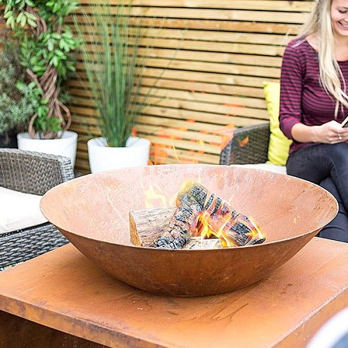 Чаша для костра с большой дровницей La Hacienda Moho (сталь) Чаша для костра с большой дровницей La Hacienda Moho (сталь)